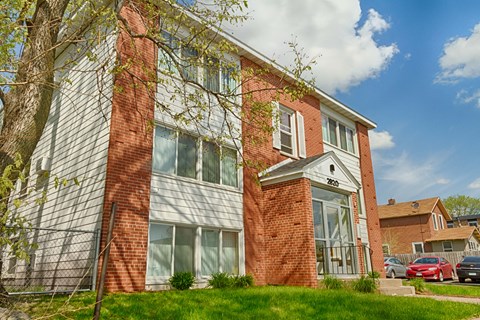 Property Exterior at Greenway Apartments, Minneapolis, 55408